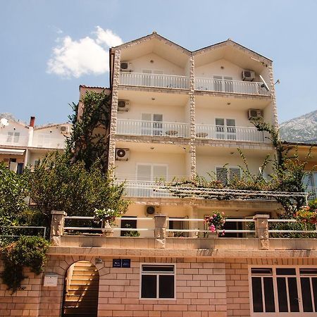 Villa Neda Makarska Bagian luar foto