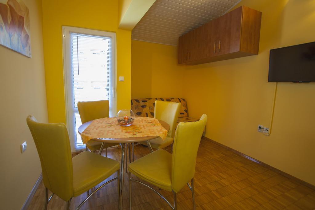 Villa Neda Makarska Ruang foto
